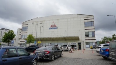 Kastamonu'da cezaevindeki 118 hükümlü ve 2 memur zehirlenme şüphesiyle hastaneye götürüldü