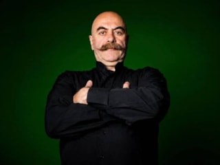 Uyuşturucudan gözaltına alınan Ezel Akay'dan açıklama: Merak edenleri evime beklerim