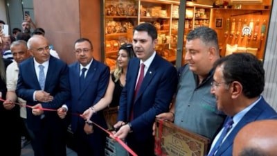 Murat Kurum, yeniden inşa edilen Malatya Bakırcılar Çarşısı'nın açılışını yaptı