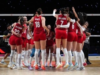 Cumhurbaşkanı Erdoğan'dan A Milli Kadın Voleybol Takımı'na tebrik