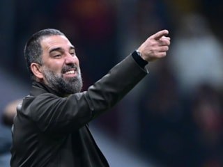 Arda Turan'dan Türkiye cevabı: Gelecekte ne olur bilinmez ama...