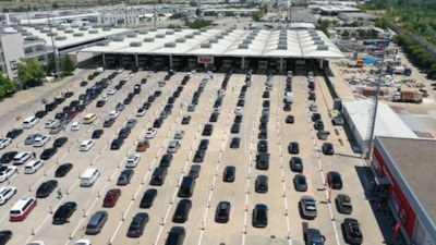 Yunanistan sınır kapılarında araç geçişleri normale döndü