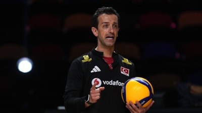 4 madalya aldı! Türk voleyboluna Daniele Santarelli damgası