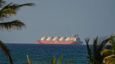 ABD'nin İran'a deniz ablukası: 17 ticari geminin rotası değiştirildi