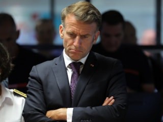 Fransa Cumhurbaşkanı Macron: Eşi benzeri görülmemiş bir yangınla karşı karşıyayız