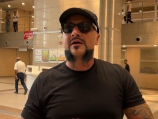 Hayko Cepkin ifade için geldiği adliyede gazetecilere küfretti