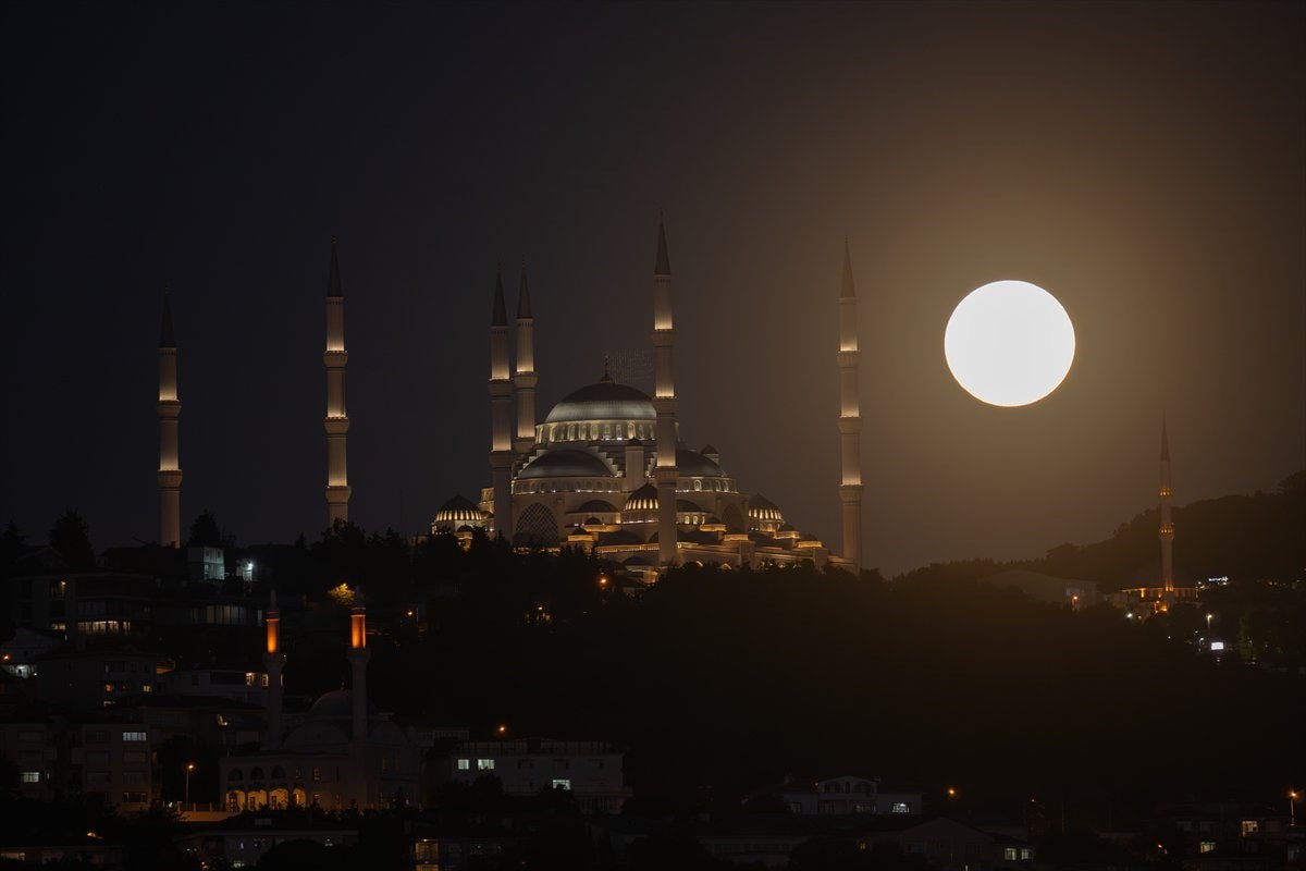 Yurtta dolunay manzaraları görsel şölen oluşturdu - Resim 1