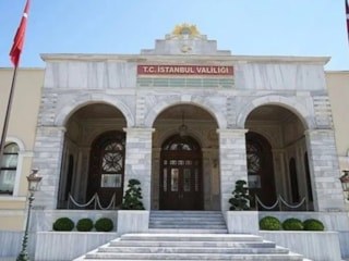 İstanbul Valiliğinin okullarda mescit planlaması yazısına Alevi dernekleri tepki gösterdi