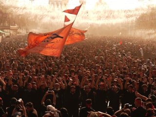 Milyonlarca Şii, Erbain törenleri için Irak'ın Kerbela şehrine akın etti