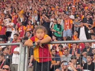 Galatasaray taraftarı Dursun Özbek'e seslendi: Transferler nerede