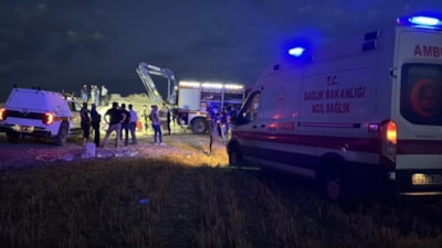 Edirne'de traktörün altında kalan çift öldü