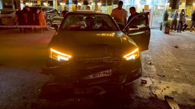 Bitlis'te motosiklete otomobil çarptı: Uzman çavuş yaşamını yitirdi