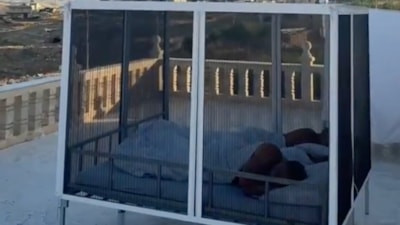 Mardin'de turistler için hazırlanan 'damda uyuma' konsepti tartışma yarattı