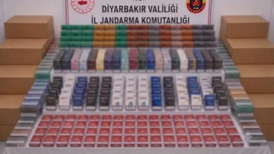 Diyarbakır'da tonlarca kaçak tütün ve binlerce kaçak ürün ele geçirildi