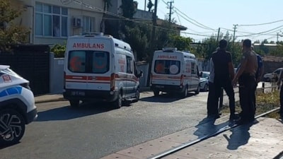 Manisa'da motosikletle takip edip baba ve oğluna kurşun yağdırdı