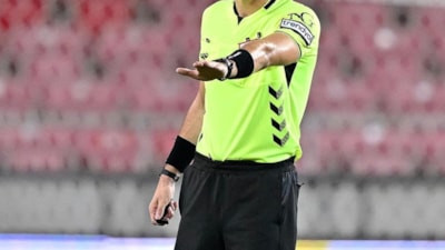 Süper Lig'de yeni dönem: Faul düdükleri azaltılacak...