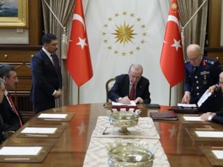 Cumhurbaşkanı Erdoğan YAŞ kararlarını imzaladı