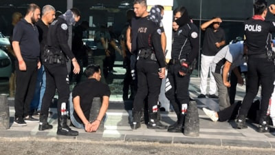 Şanlıurfa'da bıçaklı kavga: 3 yaralı