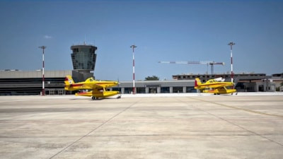 Fransa'ya giden yangın söndürme uçakları Türkiye'ye döndü