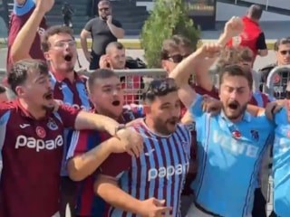 Trabzonspor taraftarı Muhammed Salah'ı bekliyor