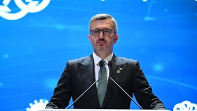 Burhanettin Duran, Ankara'daki NATO Zirvesini değerlendiren makale kaleme aldı