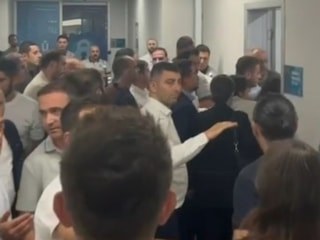 Üsküdar'da AK Parti adayına oy veren CHP'liler kriz çıkardı