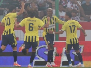 Fenerbahçe - Sturm Graz maçının ilk 11'leri