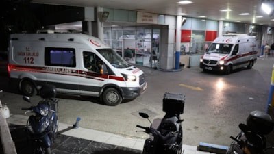 İzmir'de çıkan tartışmada 15 yaşındaki çocuk kalbinden bıçaklandı