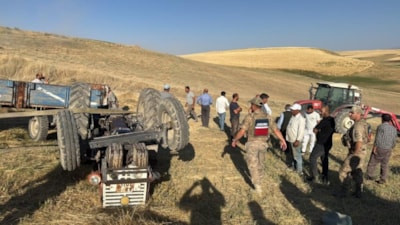 Muş'ta traktör faciası: Devrilen aracın sürücüsü yaşamını yitirdi