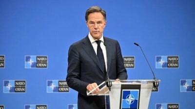 Rutte: Müttefiklerle Ukrayna'nın ihtiyaç duyduğu hava savunma sistemlerini görüşüyorum