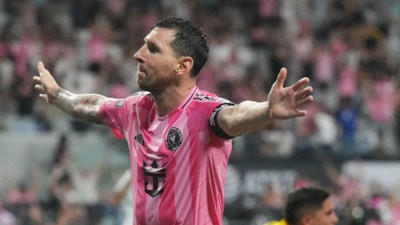 Lionel Messi, Inter Miami'de yıldızlaştı! 2 gol 1 asist