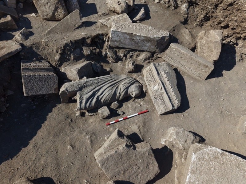 Aspendos'ta Asklepios ve Telesphoros Heykel Grubuyle Yeni Bir Keşif: Sağlık Kültürünün Roma Dönemi İzleri
