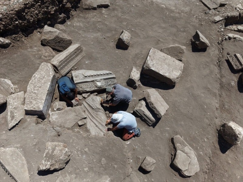 Aspendos'ta Asklepios ve Telesphoros Heykel Grubuyle Yeni Bir Keşif: Sağlık Kültürünün Roma Dönemi İzleri