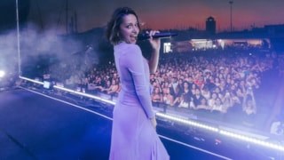 Zeynep Bastık ve Serkay Tütüncü'den ayna pozu
