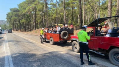 Muğla'da cip safari araçlarına denetimde yakalandı: Alkollü sürücü cezadan kaçamadı