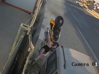 Tekirdağ'da yeni aldığı motosikletle kaza yapan genç can verdi