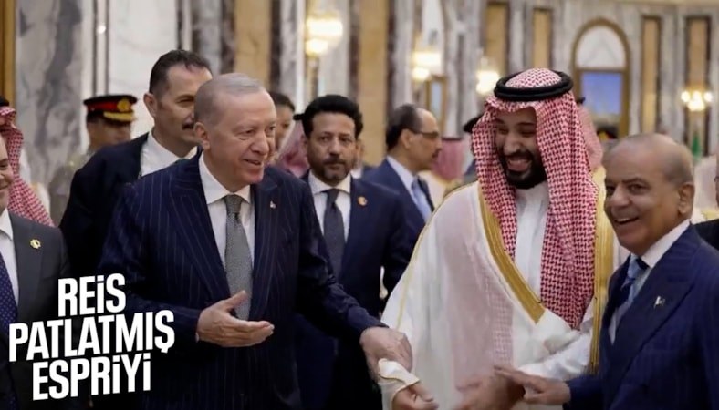 Cumhurbaşkanı Erdoğan, Suudi Arabistan'da liderlerle ayaküstü sohbet etti