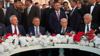 Devlet Bahçeli, Ankara'daki düğünde nikah şahidi oldu