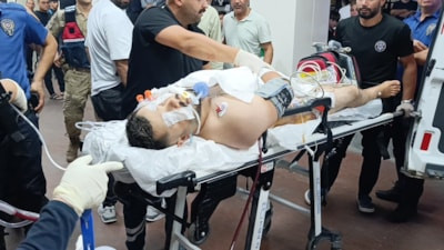 Şanlıurfa'da hastane bahçesinde silahlı saldırı: 1'i çocuk 2 yaralı