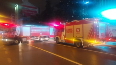 İstanbul'da alışveriş merkezinde korkutan yangın
