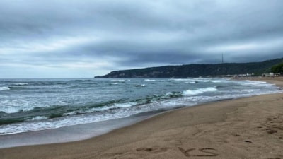 Meteoroloji uyardı, kaymakamlıklar yasakladı: İki ilçede denize girilmeyecek