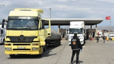 Habur Gümrük Kapısı'ndan bir günde 2 bin 454 tır çıkışı gerçekleşti
