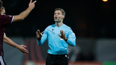 Beşiktaş - Hradec Kralove maçını Urs Schnyder yönetecek