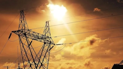 İstanbul'un 22 ilçesinde 9 saatlik elektrik kesintisi