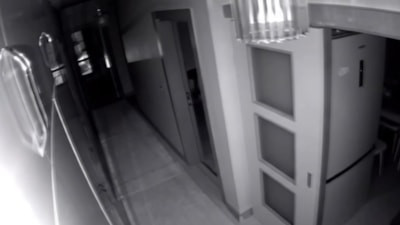 Gaziantep'te 4.5'lik deprem anı kamerada