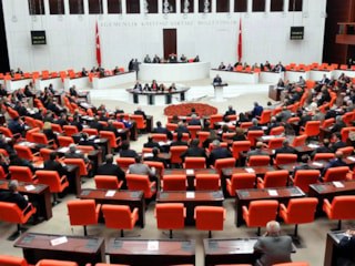 Şehit aileleri ve gazilere yeni haklar içeren kanun teklifi TBMM'den geçti