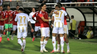 Kayserispor deplasmanda Vanspor FK'yi mağlup etti