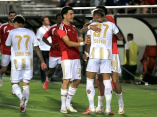 Kayserispor deplasmanda Vanspor FK'yi mağlup etti