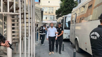 Kuşadası Belediyesi soruşturmasında 16 şüpheli adliyede