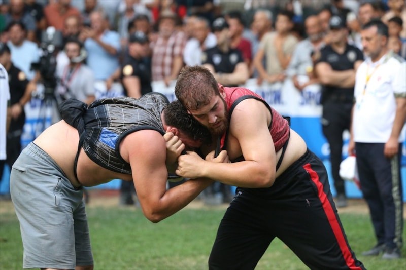 Yayladağı’da Aba Güreşi ve Kültür Festivali: Gelenekler ve Uluslararası Birliktelik